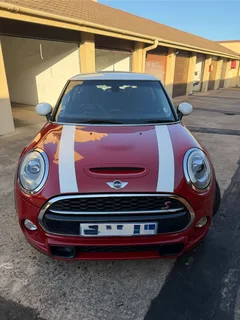 2015 Mini Cooper S Hatchback