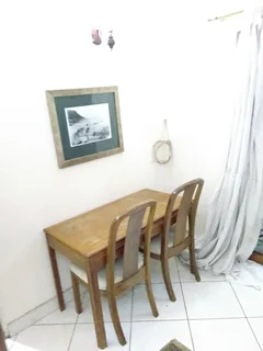 Spacious upmarket ensuite  cottage-room with own garden  entrance in Henley on Klip near MEYERTON