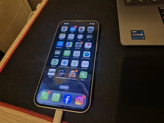 Apple iPhone 13 256 GB - Pink