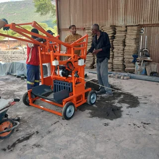ELECTRIC BRICK MACHINE 4in1 Includes 4 MOULD SETS - BLOCK MAXI,STOCK,STRAIGHT  PAVER.