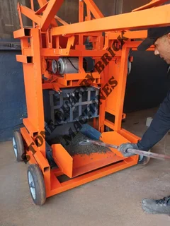 ELECTRIC BRICK MACHINE 4in1 Includes 4 Sets of Changeable Moulds- BLOCK,MAXI,STOCK,STRAIGHT PAVER.