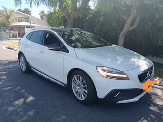 2019 Volvo V40 Cross Country D4 (Inscription)