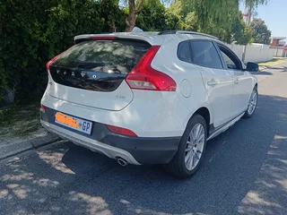 2019 Volvo V40 Cross Country D4 (Inscription)