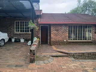 flat - Ad posted by Patrick  Hermans