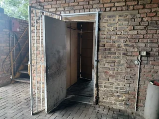 Storage - Ad posted by Patrick  Hermans