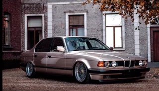 1989 BMW 735i E32