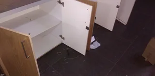 ✅ Solid Grey Top Surface – Ready to Collect