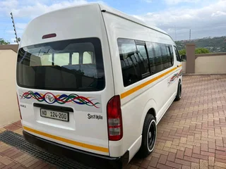 2021 Toyota Hiace 2.5 D4D 15 seater
