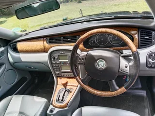 4 sale/swap 2007 Jaguar X type 3.0i auto with FSH