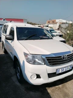 2014 Toyota Hilux 2.5 D4D with aircon