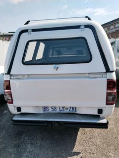 2014 Toyota Hilux 2.5 D4D with aircon