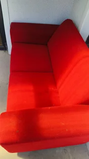 COUCH FOR SALE! Excellent Condition! ONLY R1950