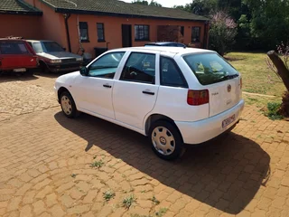 2000 Volkswagen Polo Hatchback