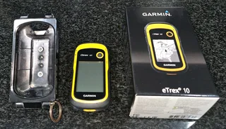 Garmin Etrex 10 GPS with bike mount