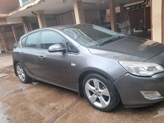 Opel Astra J 1.4T 2013 Model