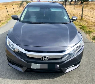 2017 Honda Civic 1.8 iVtec Exec **Automatic paddle shift* 71 000kms