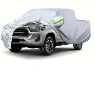 Toyota Hilux 2.8 Double Cab 4 x 4 Cover