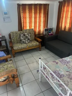 1 bedroom House for sale Pine Forest
