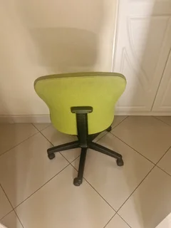 OFFICE CHAIRS
