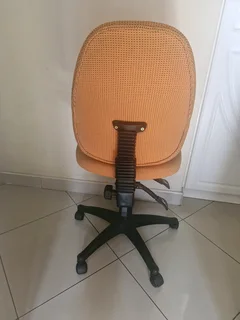 OFFICE CHAIRS