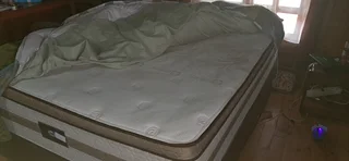 Queen size bed