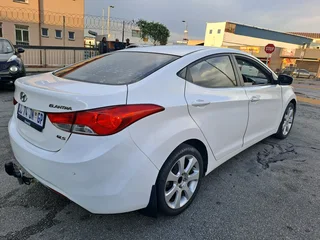 2014 Hyundai Elentra For Sale