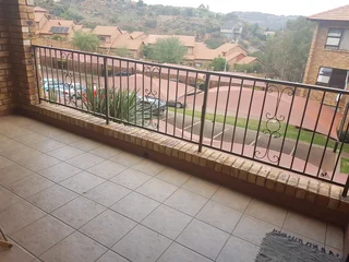 2 Bedroom Flat to Rent Winchester Hills