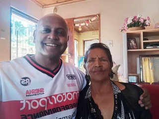 Indian female /single //Widow to live permanently with our 87 year Mum. R2000 stipend