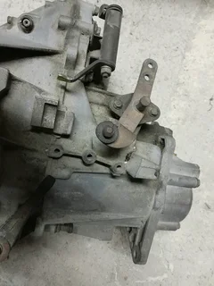Are there any vehicle spare shops willing to buy a  Fiat Uno Gearbox not in use.&#39;s