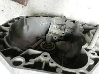 Are there any vehicle spare shops willing to buy a  Fiat Uno Gearbox not in use.&#39;s