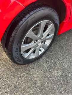 2012 Mazda 2 Hatchback