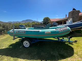 Boat 4m Rib 30hp engine