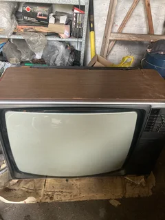 2 faulty box tv