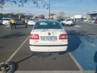 2004 Volkswagen Polo Sedan