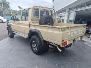 2025 Toyota Land Cruiser Double Cab