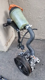 Ford Duratec Power Steering Pump with fluid Reservoir