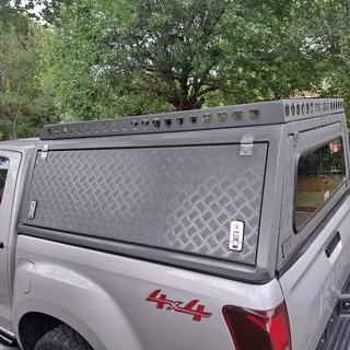 Isuzu Canopy
