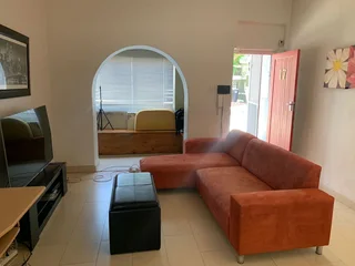 1 Room @ Observatory for student / young professional  in a 4 bed house