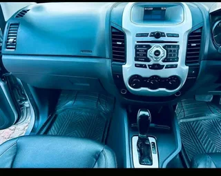 2013 FORD RANGER DOUBLE CAB with Canopy ☘️♥️