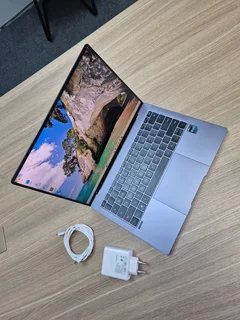 Huawei MateBook X Pro | 12th Gen Core i7 | Touchscreen | CASH or SWAP