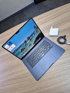 15-inch Macbook Air M2 8gb 256gb (cash Or Trade-in)