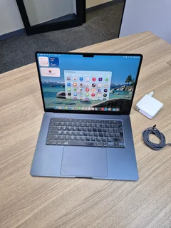 15-Inch MacBook Air M2 8GB 256GB (CASH or TRADE-IN)