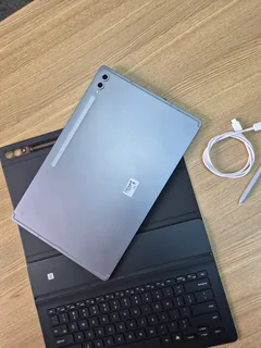 Samsung Galaxy Tab S10 Ultra 5G with Keyboard (CASH or SWAP)