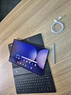 Samsung Galaxy Tab S10 Ultra 5G with Keyboard (CASH or SWAP)