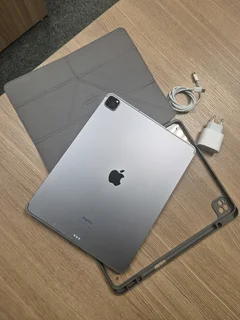 iPad Pro 12.9-Inch 6th Gen M2 Chip 128GB WiFi and Cellular (CASH or SWAP)