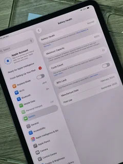 iPad Pro 11-Inch M4 Chip 1TB WiFi and Cellular (CASH or SWAP)