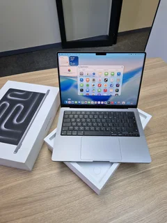 14-Inch MacBook Pro M3 Chip 8GB 512GB (CASH or SWOP)