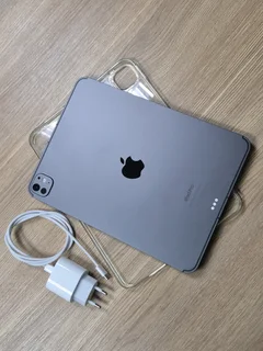 iPad Pro 11-Inch M4 Chip 1TB WiFi and Cellular (CASH or SWAP)