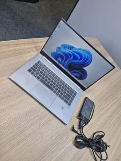 Hp Zbook Studio G7 Mobile Workstation | Intel Core I7 10th Gen | 32gb Ram | 4gb Nvidia Graphic