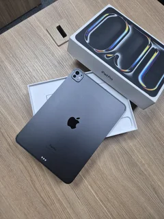 iPad Pro 11-Inch M4 Chip 256GB WiFi and Cellular (CASH or SWAP)